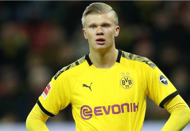 巴萨近10次面对马竞7胜1平2负占优，22-24年取得5连胜（巴萨近10战马竞7胜1平2负占优，2022-2024年豪取五连胜）