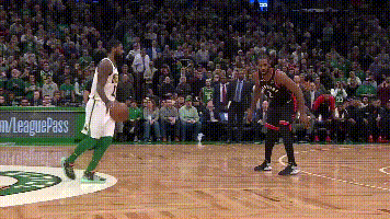 弗里克：我一直想对那些专家说点什么，但想想还是算了（弗里克：本想回应那些专家，转念还是作罢）