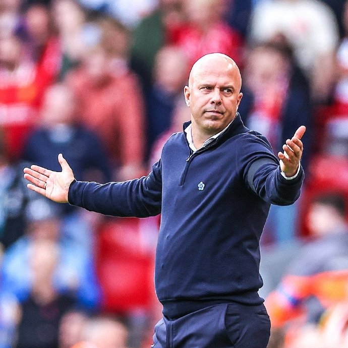 德媒：瓦茨克59%支持率当选多特主席，面临团结俱乐部的挑战（德媒：瓦茨克以59%得票当选多特主席，团结俱乐部成首要考验）