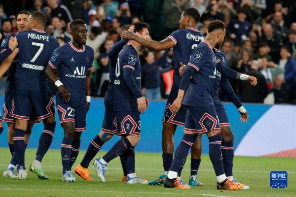 德天空：皇马有意法鹰后卫布朗，近期已派球探考察球员（德天空：皇马相中尼斯后卫布朗，近期已派球探实地考察）