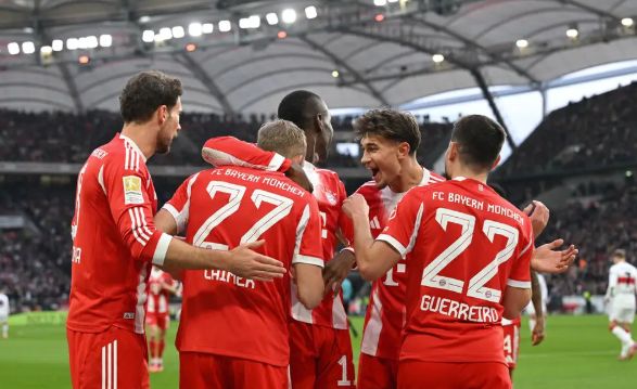 乌尔比希：赛前4个半小时得知自己会首发；时刻准备为球队效力（乌尔比希：开赛前4个半小时才获知将首发，一直做好随时为球队出战的准备）