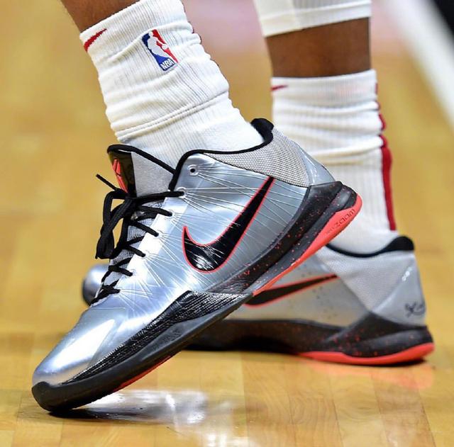 连续17场不败！皇马上次输给埃尔切还是1978年（皇马豪取17场不败，上次负于埃尔切已是1978年）