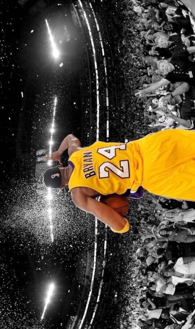 欧冠进球榜更新：莱万连续破门,（欧冠射手榜最新：莱万连场建功）