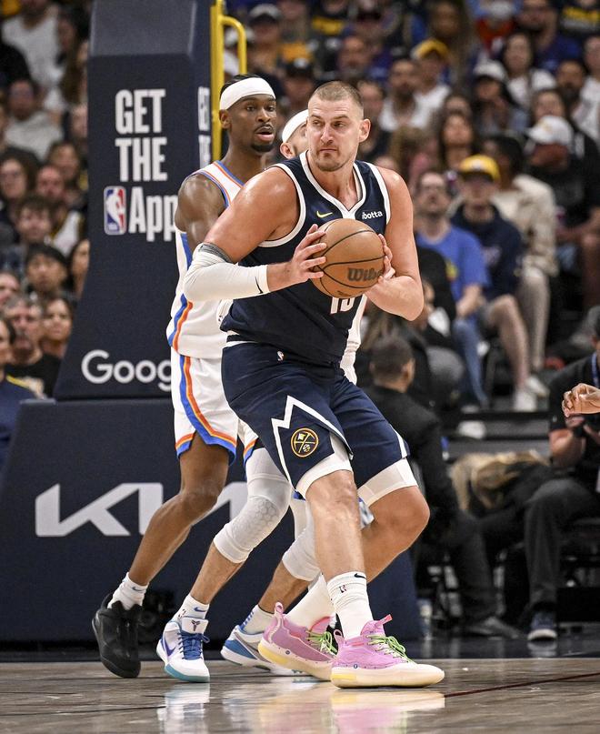 阿切尔比：巴斯托尼、巴雷拉和迪马尔科“傻”得可爱（阿切尔比：巴斯托尼、巴雷拉和迪马尔科的憨萌让人喜爱）